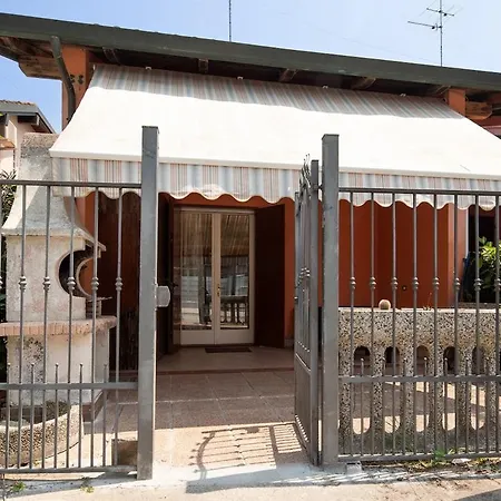 Casa La Coccola Дом отдыха *